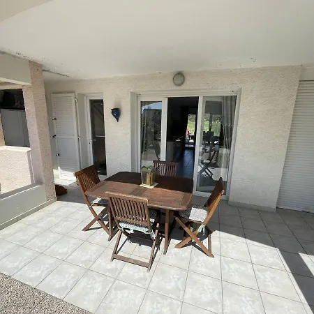Lumineux Pres De La Richelieu Avec Piscine, 2 Terrasses, Parking Prive - Fr-1-723-45 * Agde
